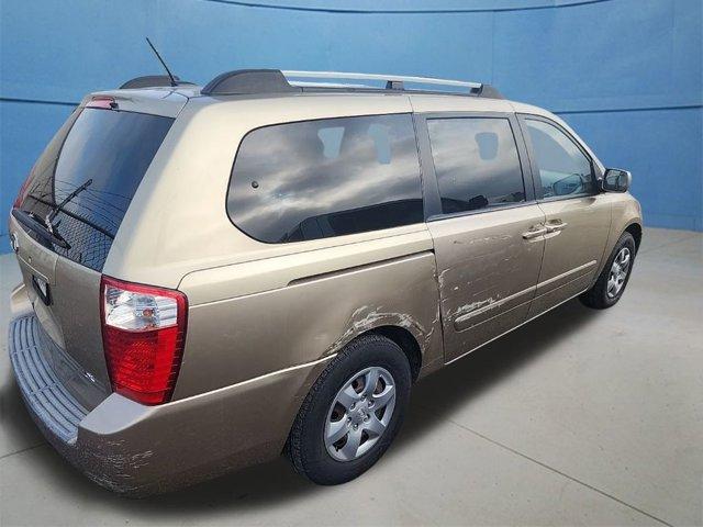 used 2009 Kia Sedona car, priced at $3,801