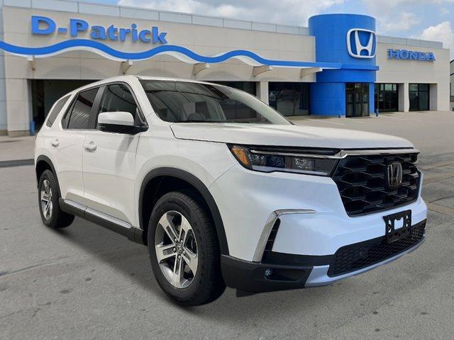 new 2025 Honda Pilot car, priced at $47,550