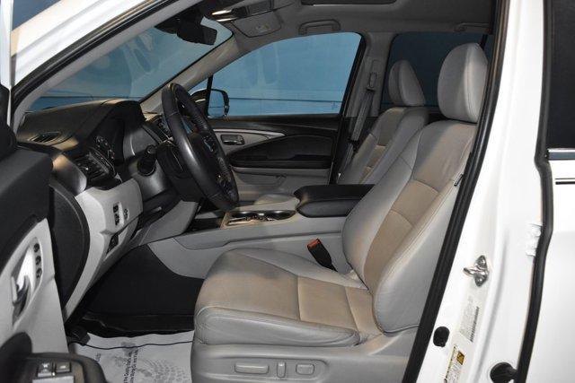 used 2024 Honda Ridgeline car, priced at $35,333