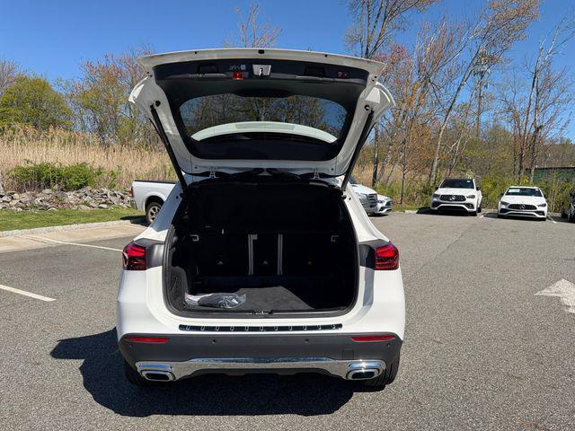 used 2026 Mercedes-Benz GLA 250 car, priced at $44,904