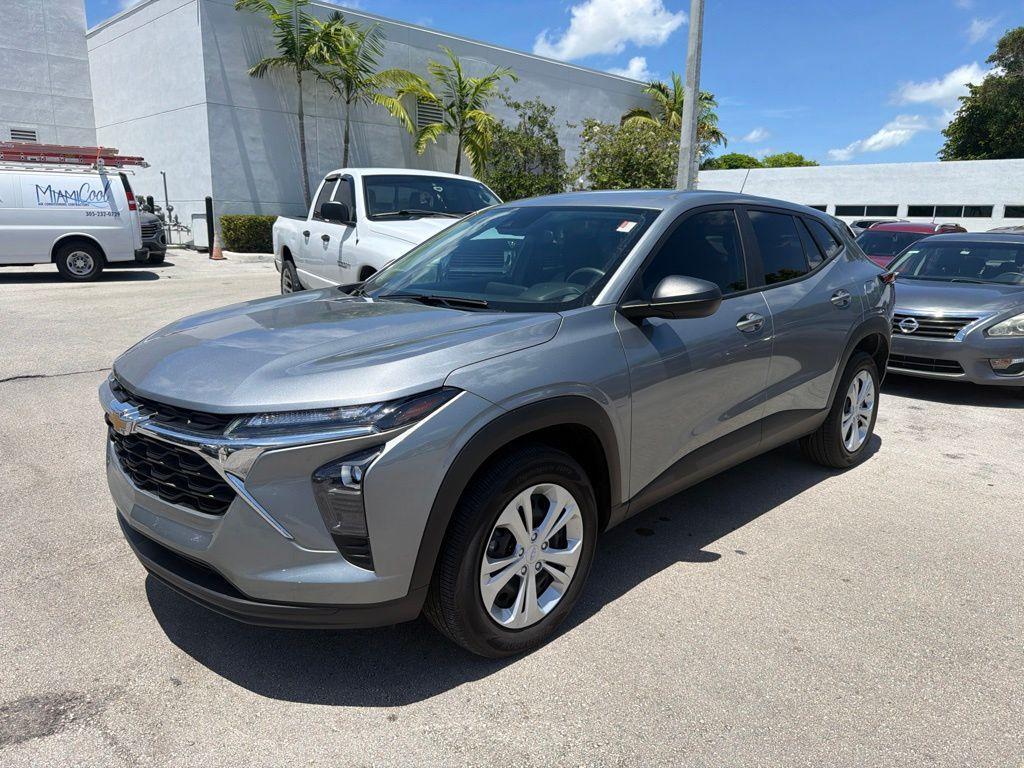used 2025 Chevrolet Trax car, priced at $21,790