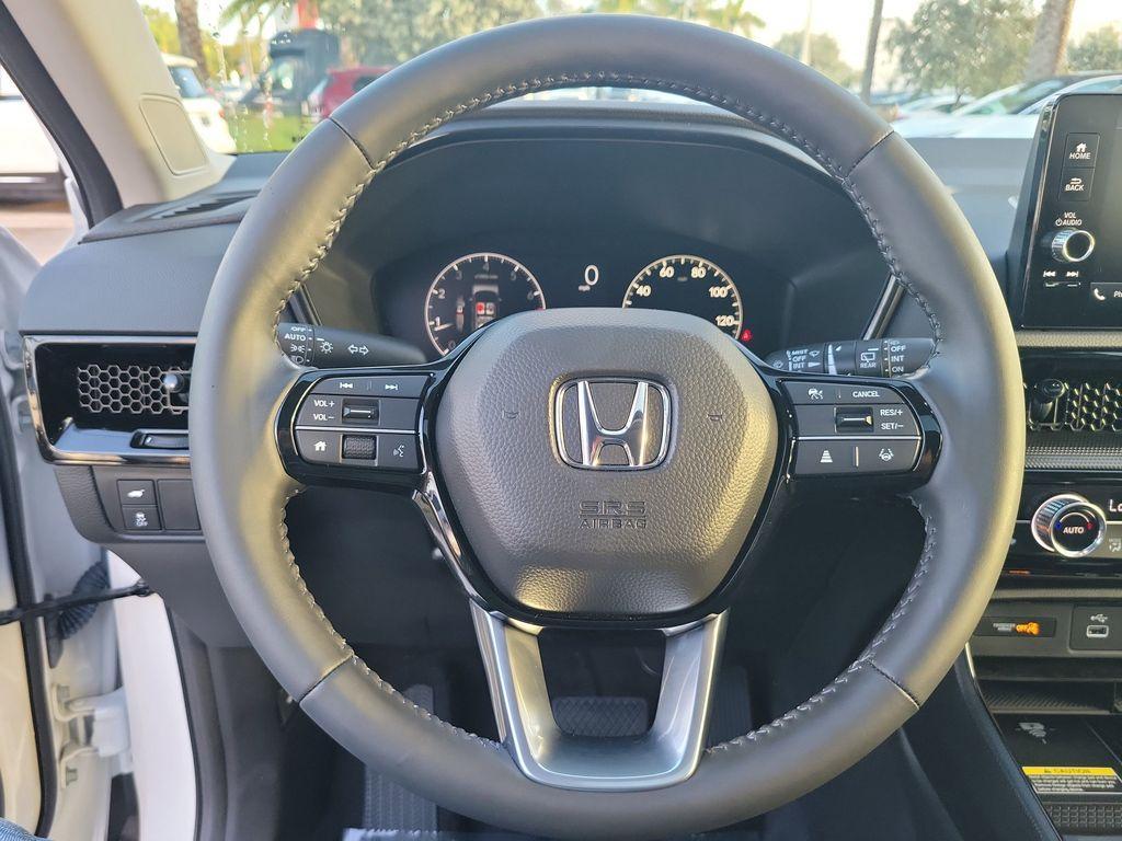 used 2025 Honda CR-V car, priced at $32,657