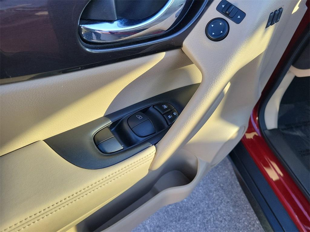 used 2019 Nissan Rogue car, priced at $13,991