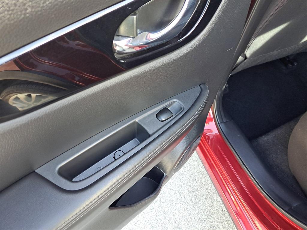 used 2022 Nissan Rogue Sport car, priced at $18,657