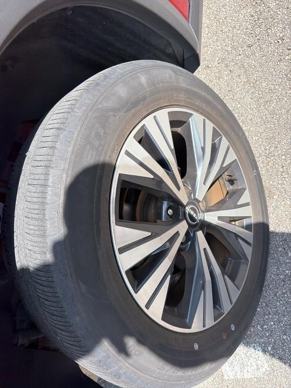 used 2023 Nissan Rogue car, priced at $21,991