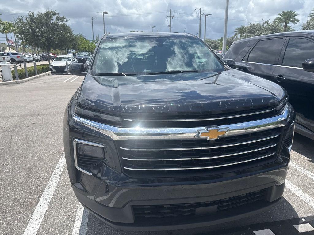 used 2025 Chevrolet Traverse car, priced at $36,790
