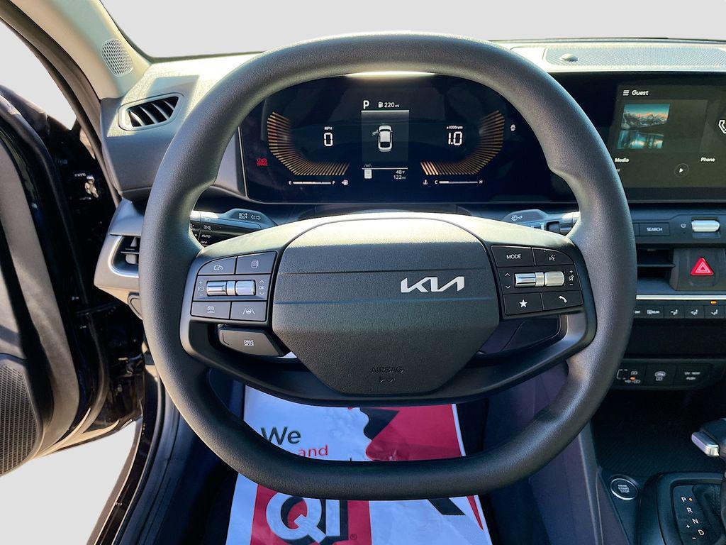 new 2025 Kia K4 car, priced at $24,615