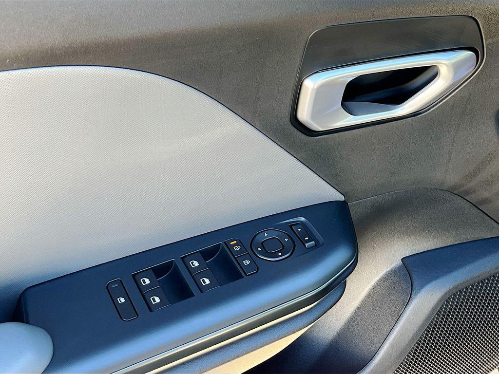 new 2025 Kia K4 car, priced at $24,615