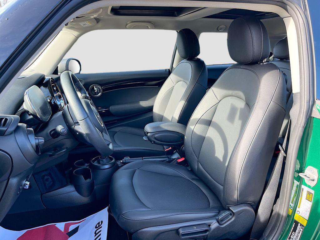 used 2023 MINI Hardtop car, priced at $22,728