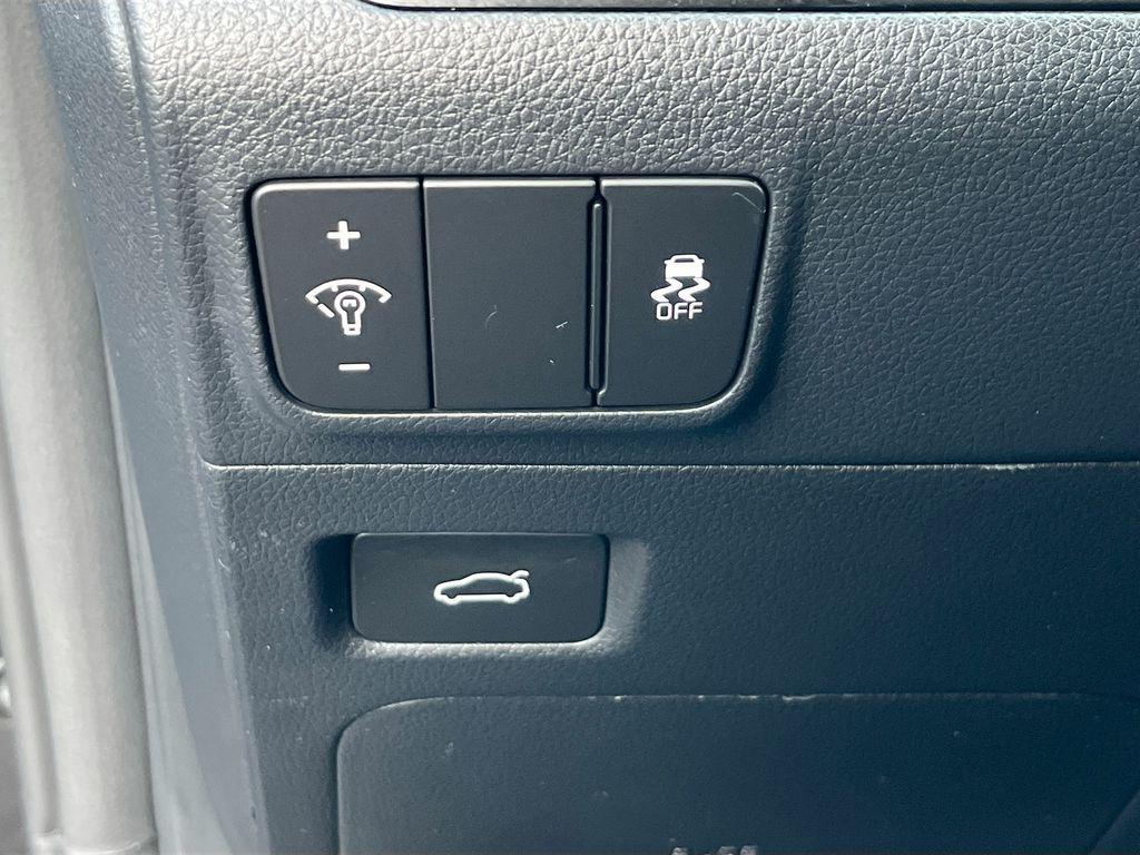 used 2025 Kia K5 car, priced at $29,777