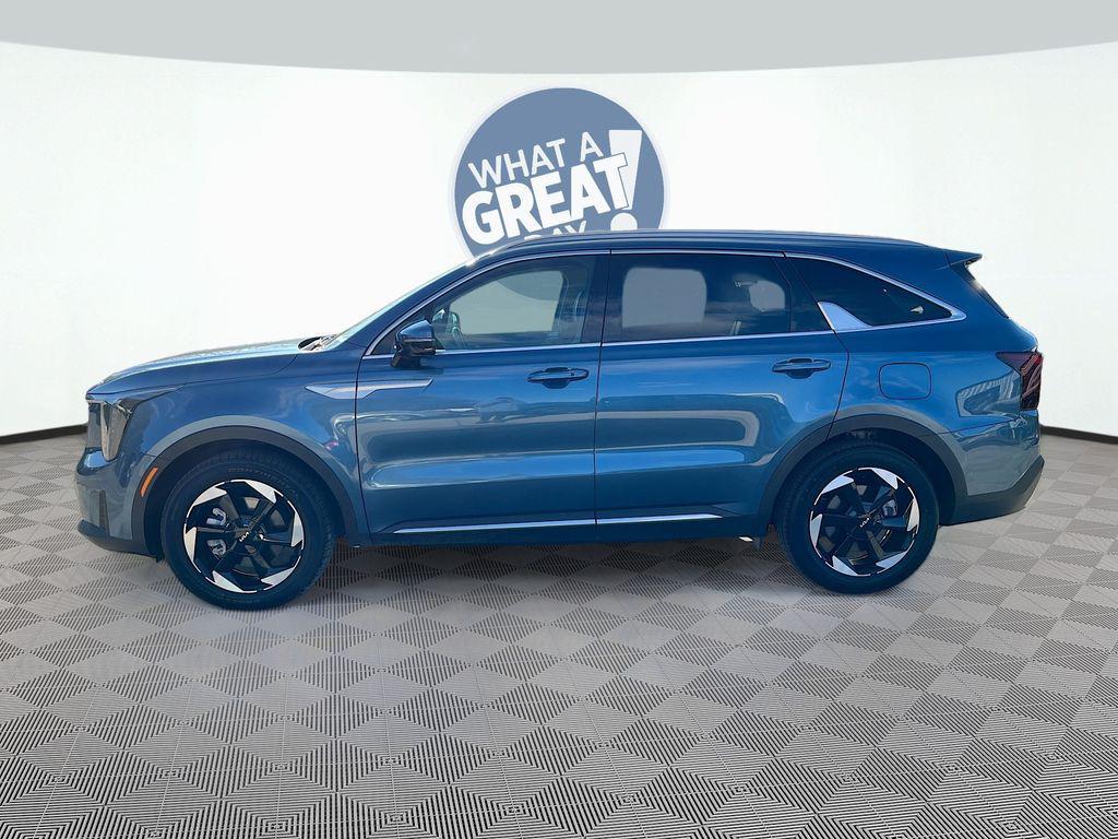used 2025 Kia Sorento Hybrid car, priced at $36,422