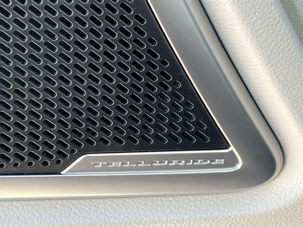 used 2024 Kia Telluride car, priced at $33,455