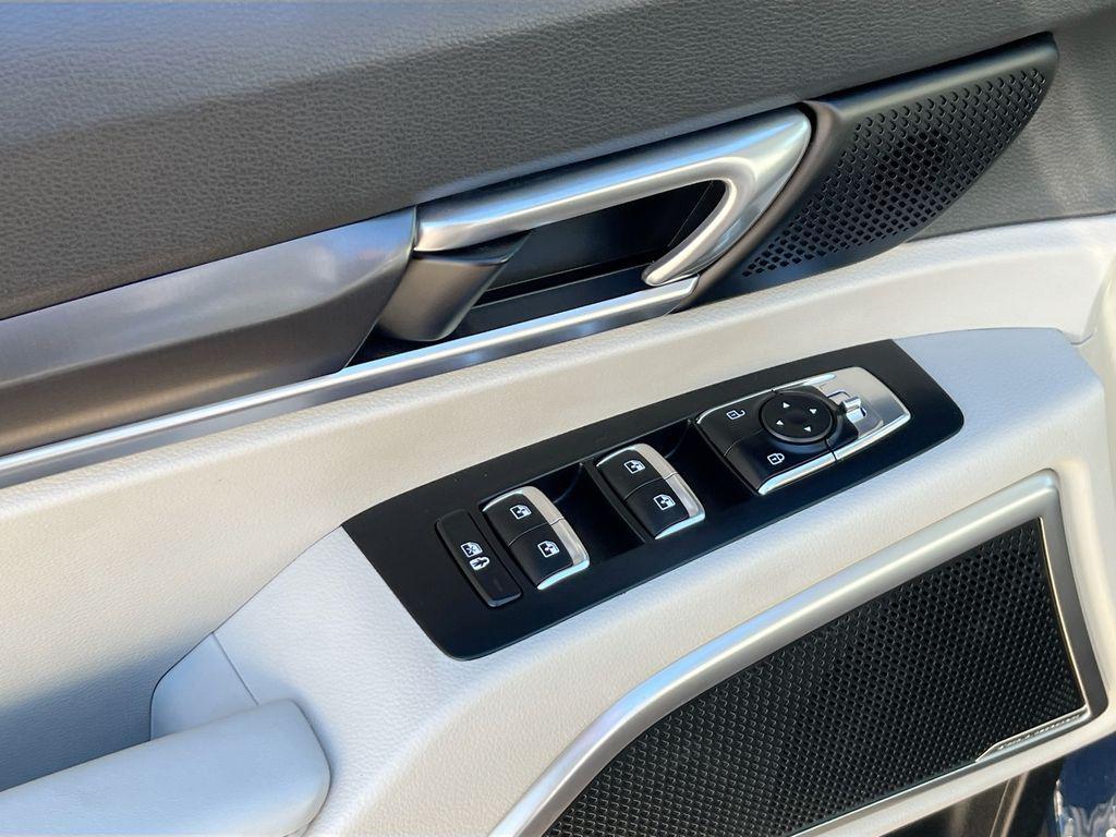 used 2024 Kia Telluride car, priced at $33,455