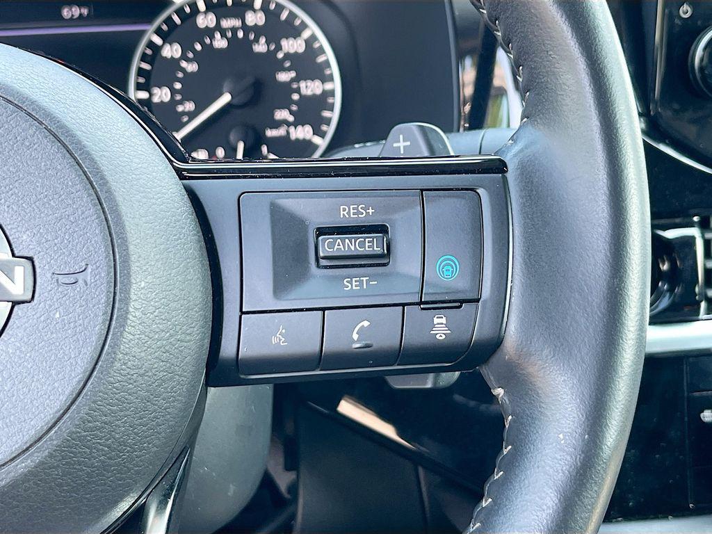 used 2025 Nissan Pathfinder car, priced at $36,598