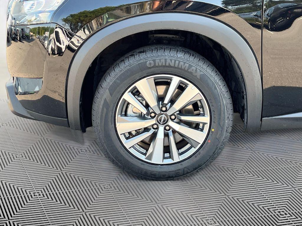 used 2025 Nissan Pathfinder car, priced at $36,598