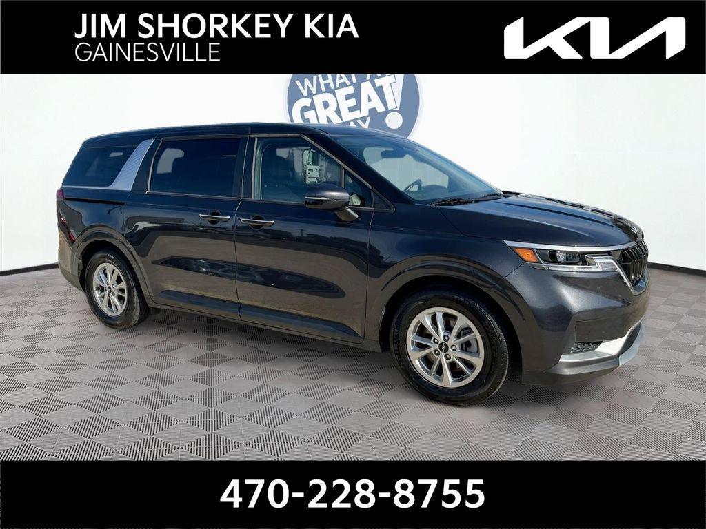 used 2024 Kia Carnival car, priced at $27,994