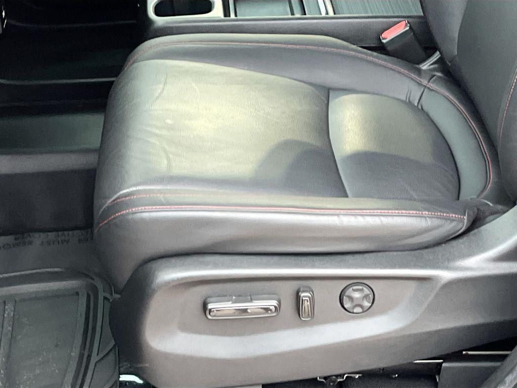 used 2024 Honda Odyssey car, priced at $36,212