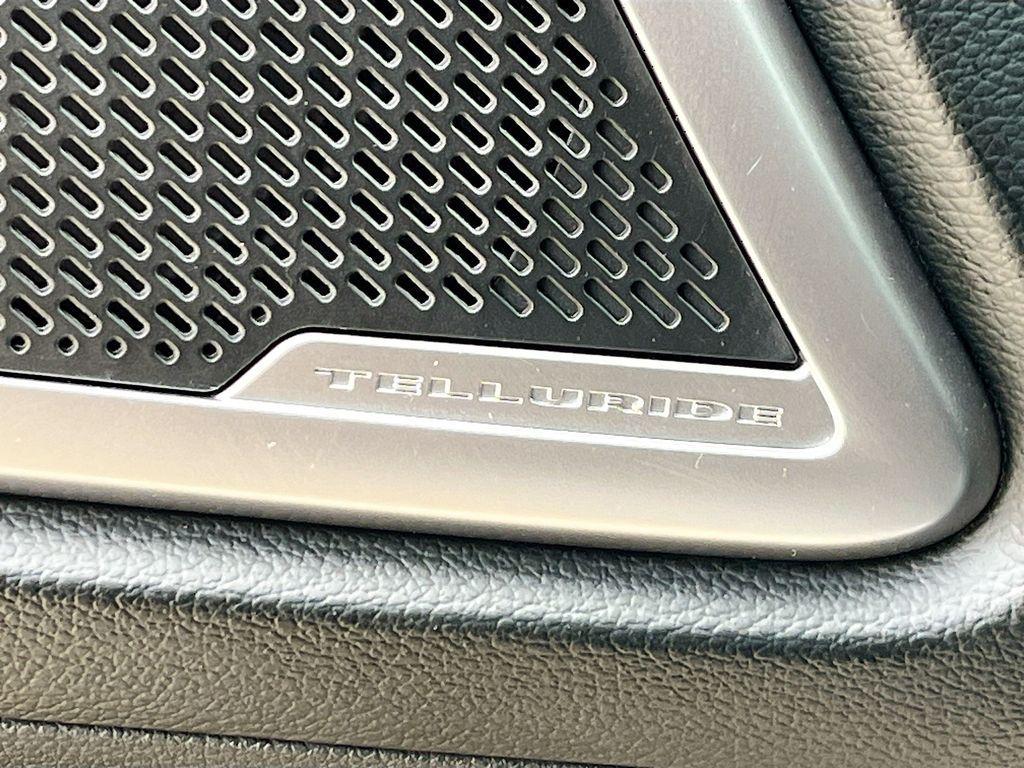 used 2025 Kia Telluride car, priced at $36,159