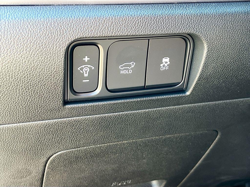 new 2026 Kia Sorento Hybrid car, priced at $39,402