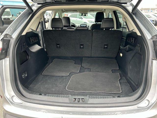 used 2024 Ford Edge car, priced at $26,900