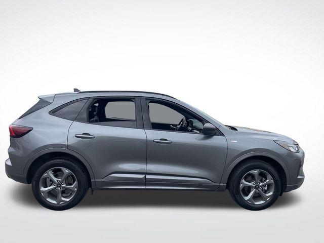 used 2024 Ford Escape car, priced at $21,100