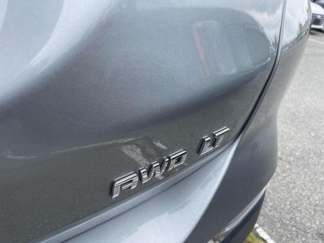 used 2024 Chevrolet Equinox car, priced at $21,900