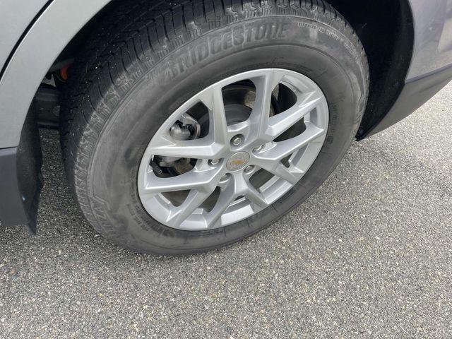 used 2024 Chevrolet Equinox car, priced at $21,900