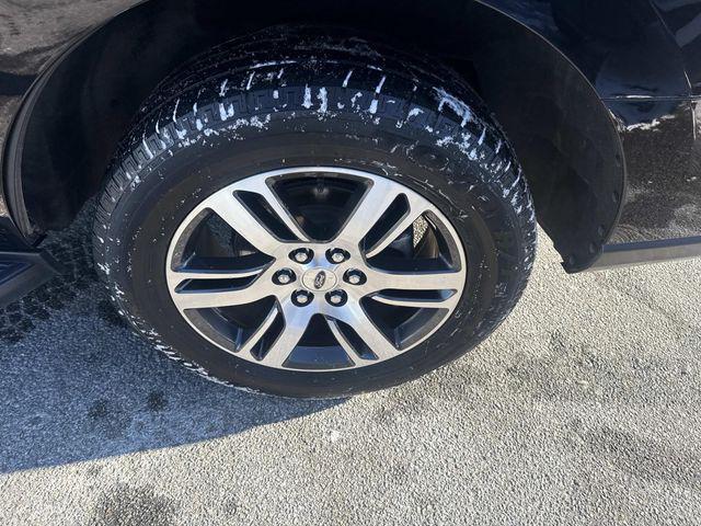 used 2024 Ford Expedition car, priced at $46,900