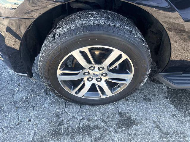 used 2024 Ford Expedition car, priced at $46,900