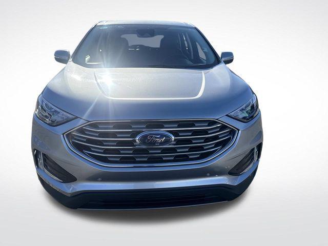 used 2024 Ford Edge car, priced at $24,900