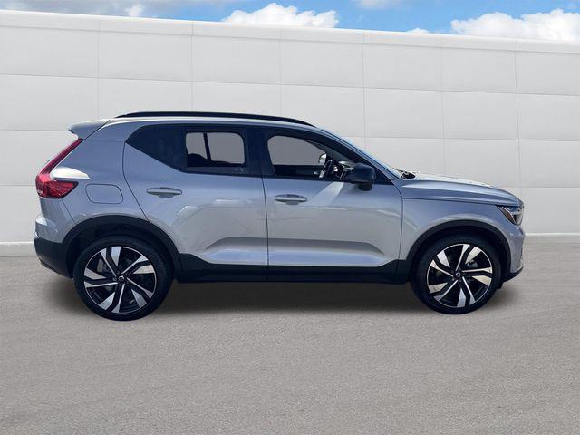 used 2023 Volvo XC40 car, priced at $35,885