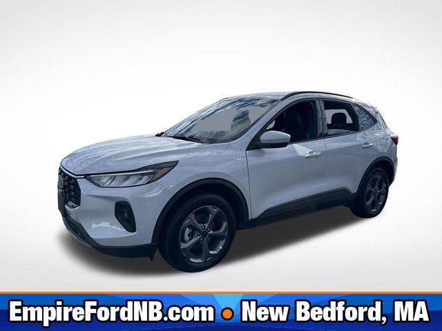 used 2025 Ford Escape car, priced at $24,900