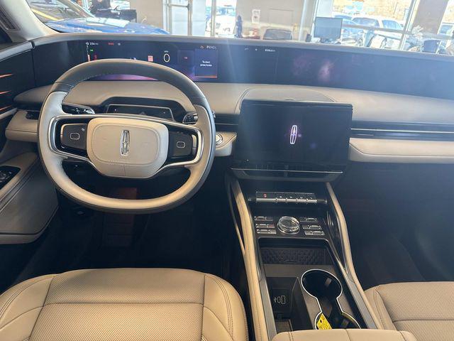 used 2025 Lincoln Nautilus car, priced at $49,595
