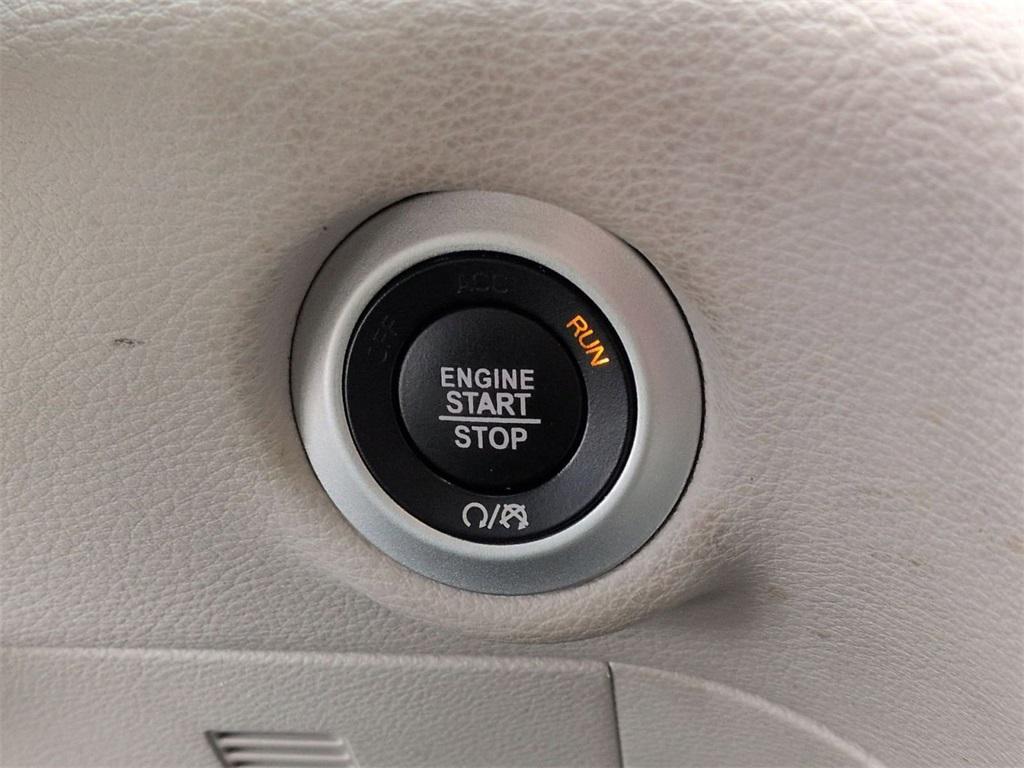 used 2023 Chrysler Pacifica car, priced at $26,995