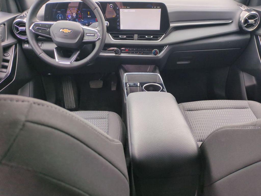 used 2025 Chevrolet Equinox car, priced at $24,995