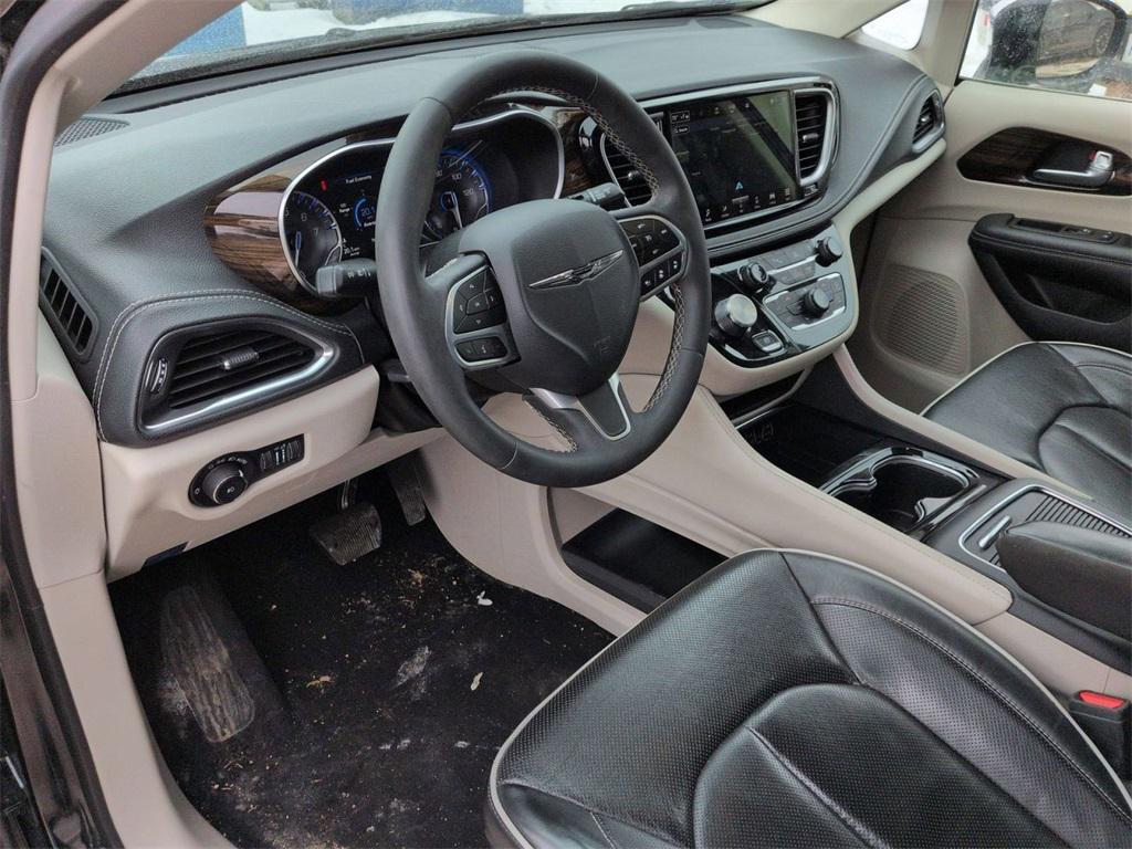 used 2023 Chrysler Pacifica car, priced at $26,995