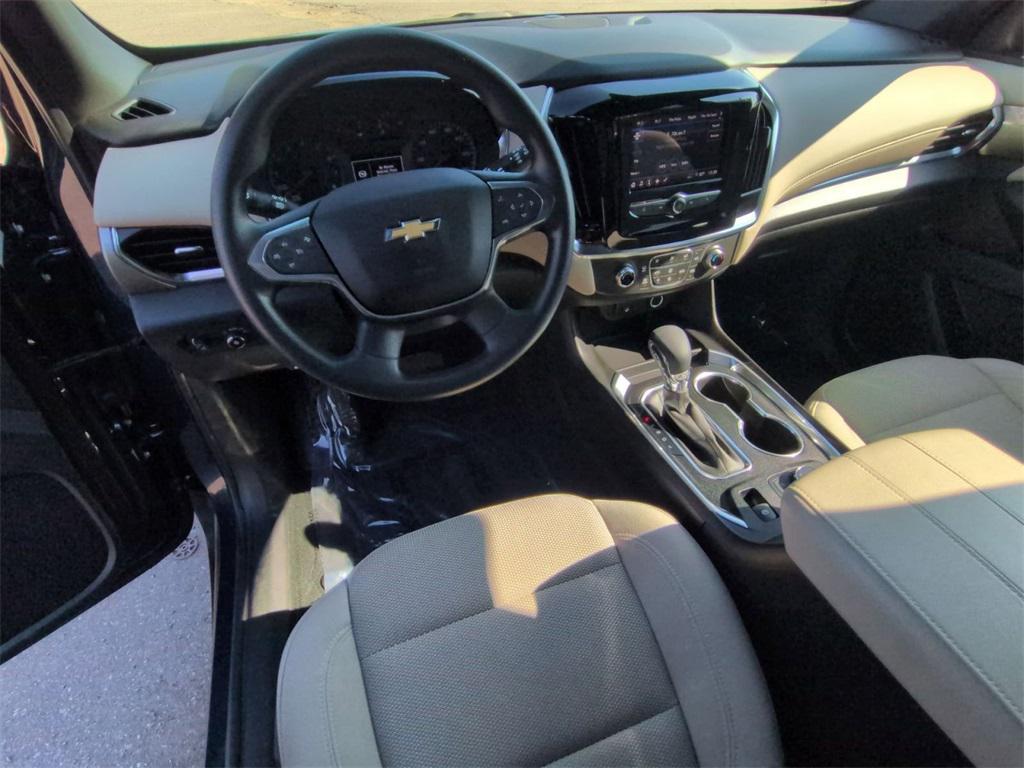 used 2023 Chevrolet Traverse car, priced at $26,995
