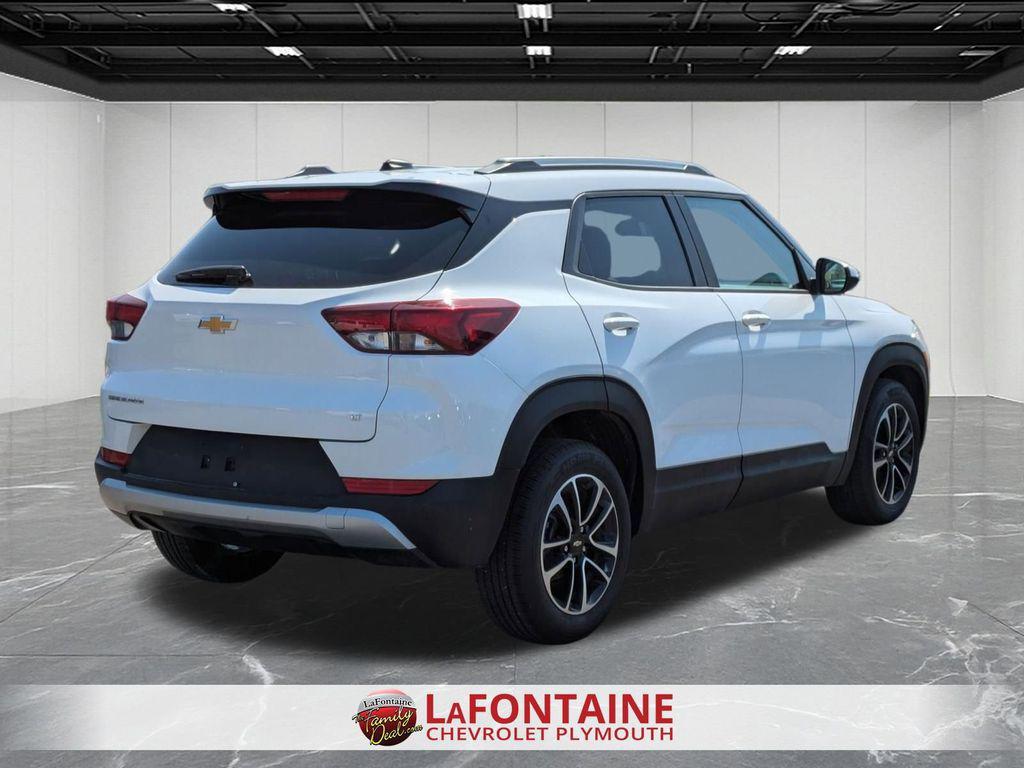 used 2025 Chevrolet TrailBlazer car, priced at $22,595