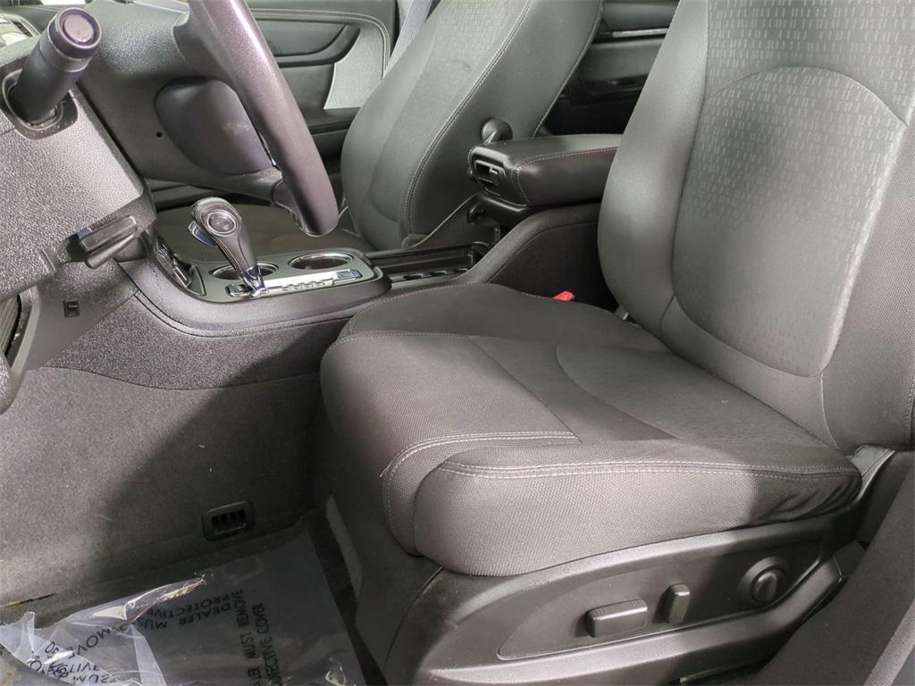 used 2015 GMC Acadia car, priced at $7,995