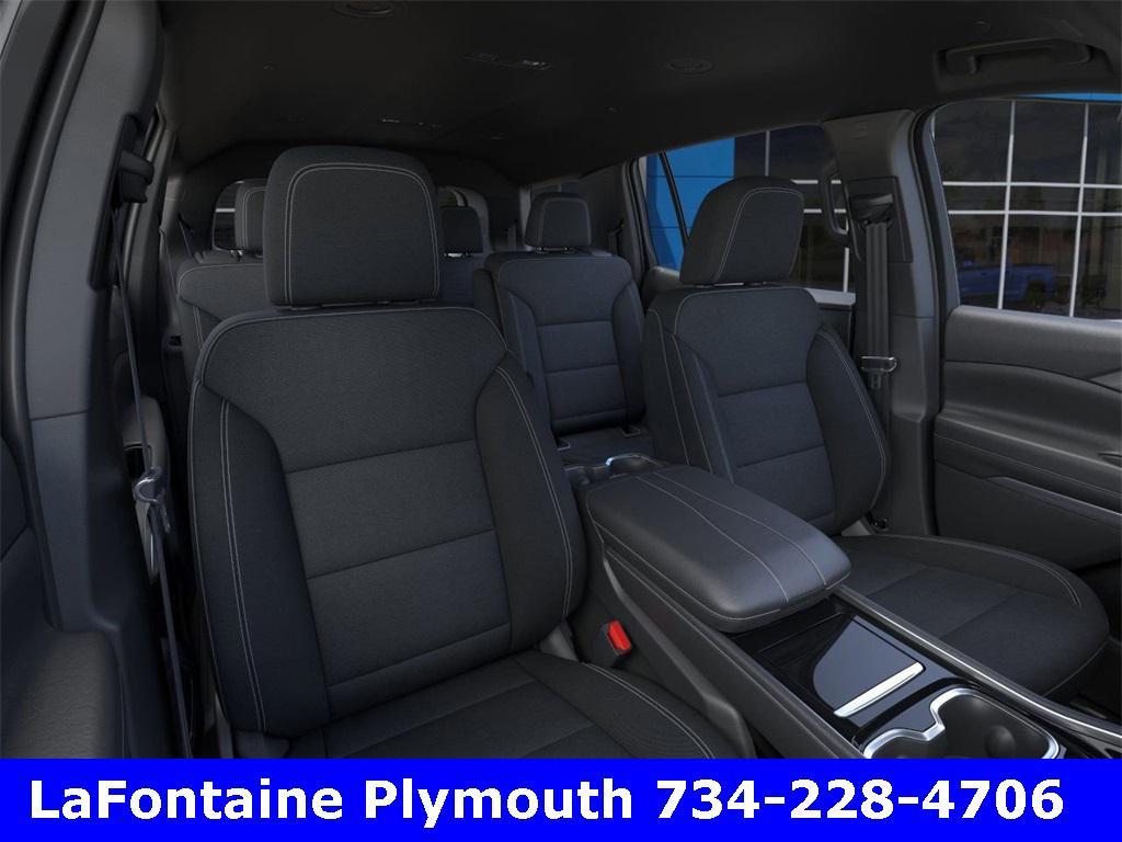 new 2025 Chevrolet Traverse car