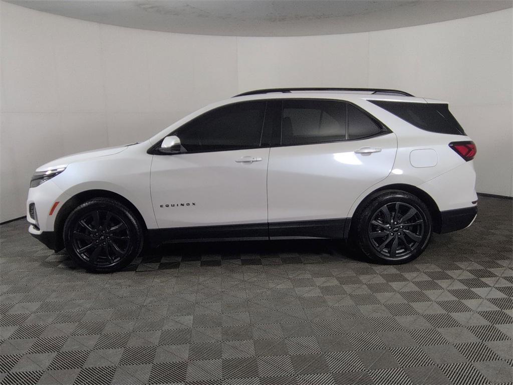 used 2024 Chevrolet Equinox car, priced at $26,995
