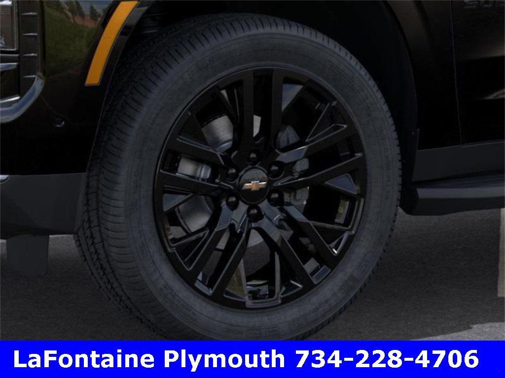 new 2025 Chevrolet Suburban car, priced at $96,124