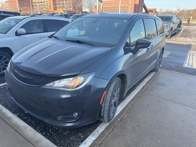 used 2020 Chrysler Pacifica car, priced at $19,995