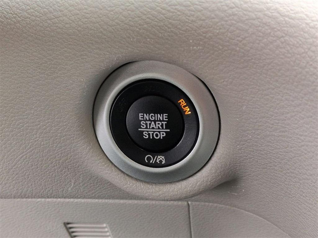 used 2023 Chrysler Pacifica car, priced at $23,995