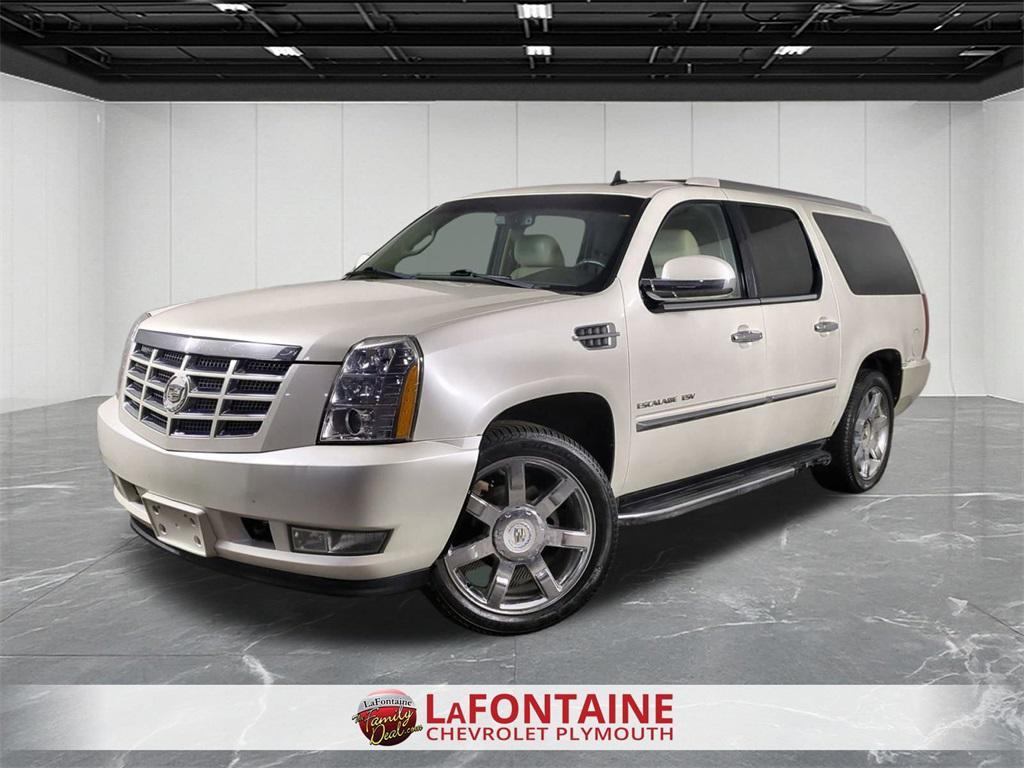 used 2011 Cadillac Escalade ESV car, priced at $12,795