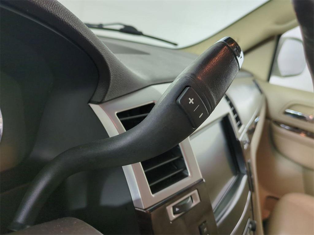 used 2011 Cadillac Escalade ESV car, priced at $12,795