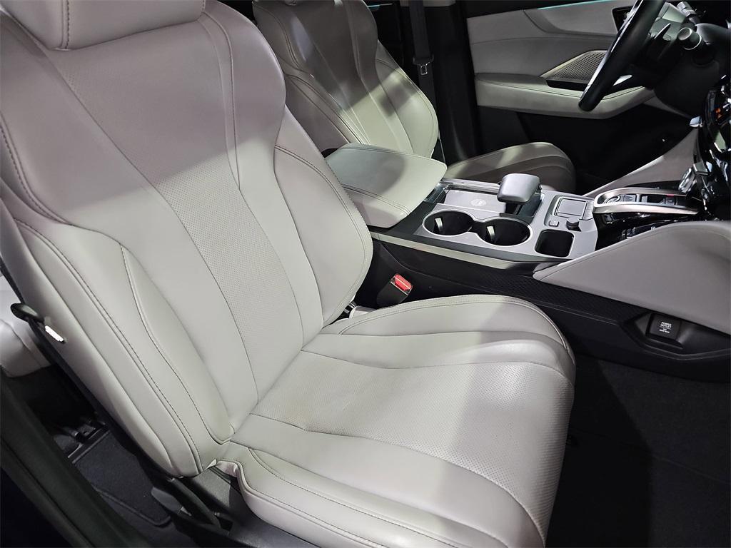 used 2023 Acura MDX car, priced at $37,688