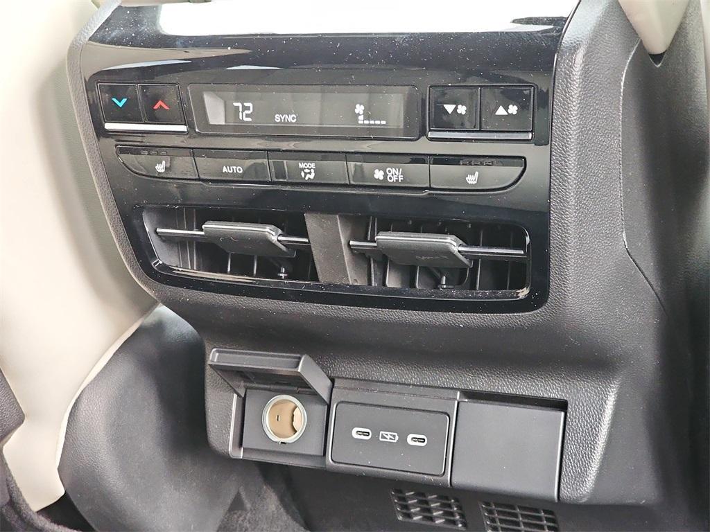 new 2026 Acura MDX car, priced at $77,800