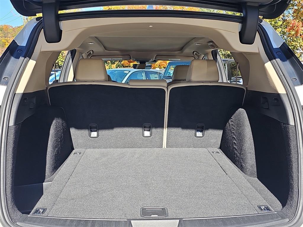 used 2022 Acura RDX car, priced at $28,000