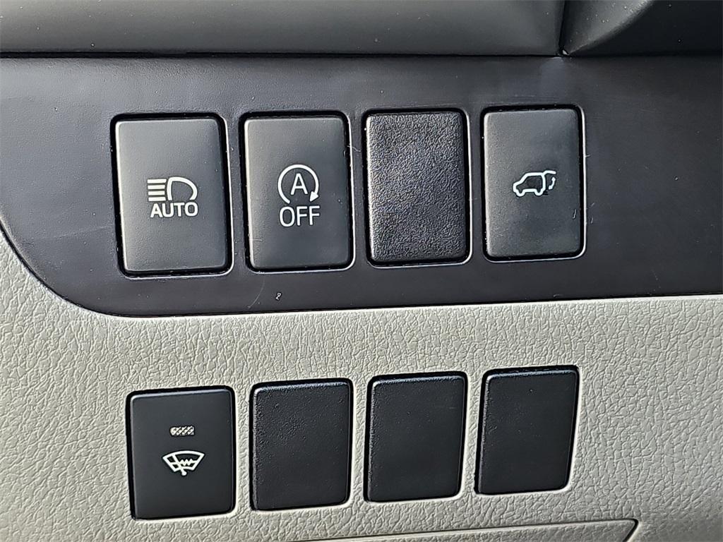 2018 Blizzard Pearl Toyota Highlander
